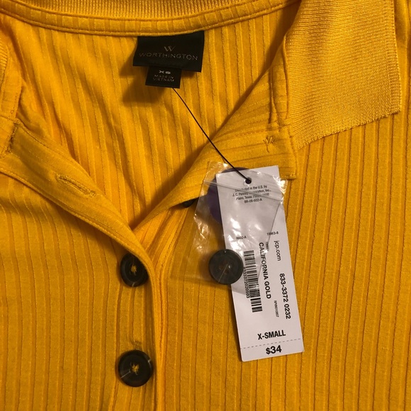 Yellow Button Top - Picture 2 of 2